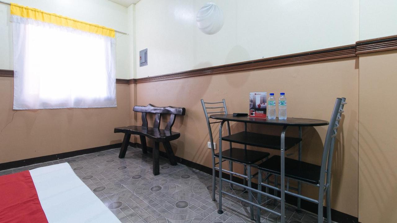 红多兹Plus酒店-近拉古娜路易斯安那市 Luisiana 外观 照片